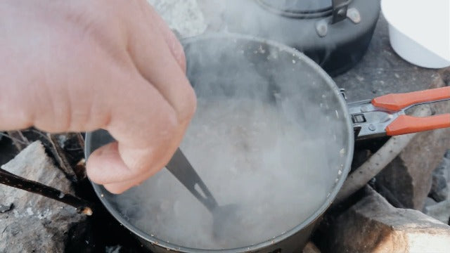 4pcs Camping Cookware,Cookware Kit,Outdoor Cookware Set w/ Pots,Kettle